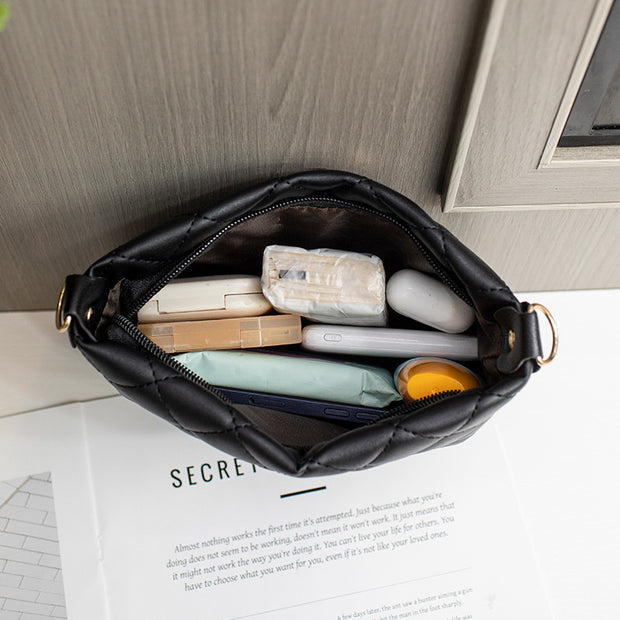 महिलाओं के लिए छोटा मैसेंजर बैग ट्रेंडी लिंग कढ़ाई वाला महिला शोल्डर बैग फैशन चेन लेडीज़ क्रॉसबॉडी पर्स