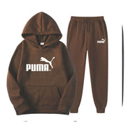 हूडी और गर्म पैंट 